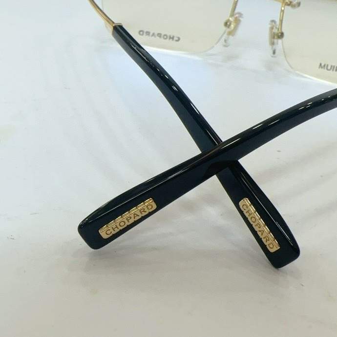 Picture of Chopard Sunglasses _SKUfw61765514fw